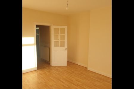 3 Bed Semi-Detached House, Perkyn Terrace, S5 - Photo 3