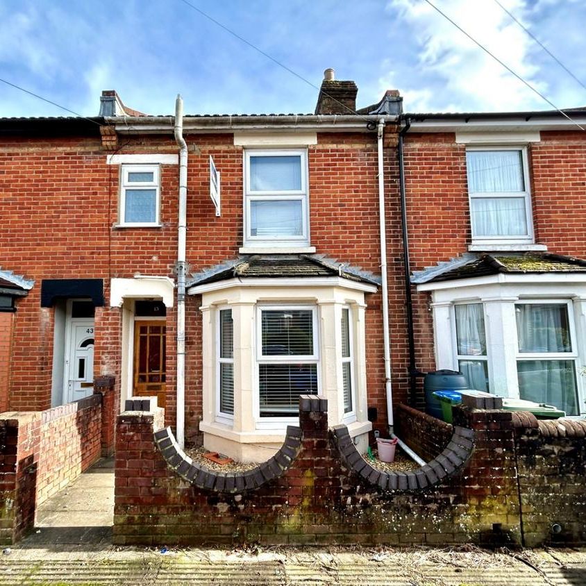 4 bedroom terraced house to rent - Photo 1