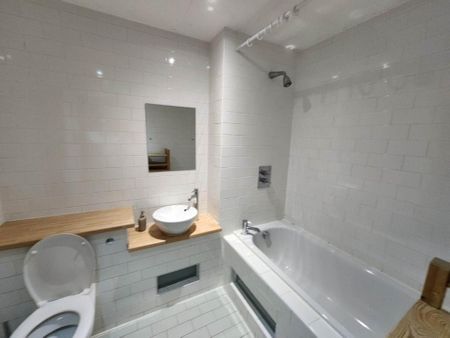 1 bedroom apartment to rent - Photo 4