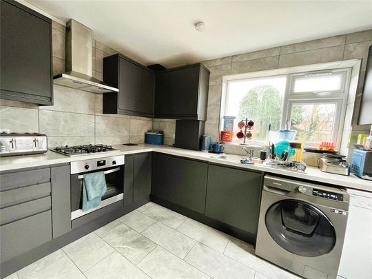 2 bedroom semi-detached house to rent - Photo 1