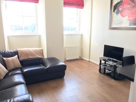 1 bedroom flat to rent - Photo 2