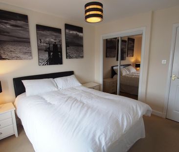 3 bedroom flat to rent - Photo 5