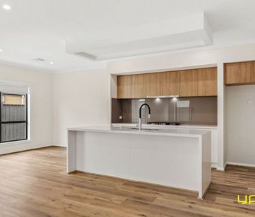 Modern, Brand-New Home in Great Clyde Location - Photo 1