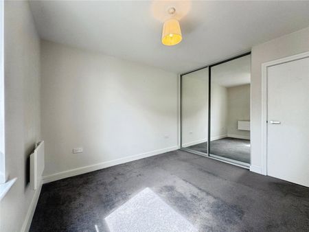 Padworth Avenue, Reading, Berkshire, RG2 - Photo 3