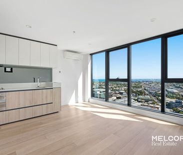 HABITAT - MODERN, BRIGHT AND SPACIOUS - WHITEGOODS ONLY - Photo 2