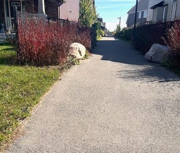 For Lease - 521 Honeylocust Avenue, Kanata, Ontario - Photo 5