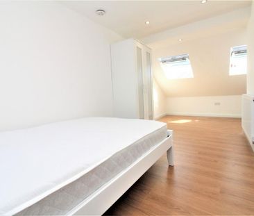 House share to rent - Photo 2