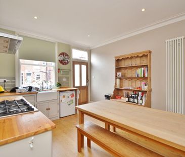 1 bedroom in a house share to rent - Photo 4