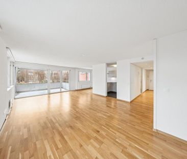 Grosszügige Minergie-Standard Wohnung in Stettlen - Photo 1