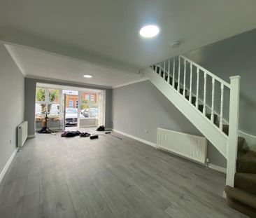 2 bedroom terraced house to rent - Photo 6