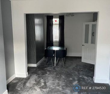 3 bedroom terraced house to rent - Photo 2