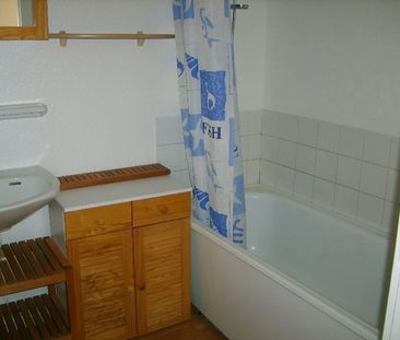 Location Appartement 3 pièces 67m² - Photo 3