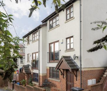 3 Bed End Terrace - Photo 1