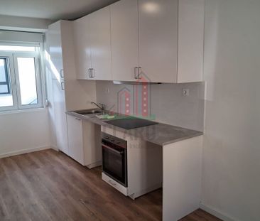 Coimbra, Lisbon - Photo 3