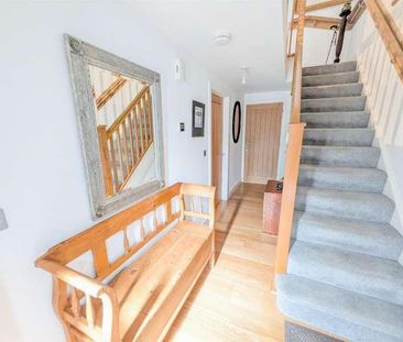 Rose Hill, Isfield, Uckfield, TN22 - Photo 2