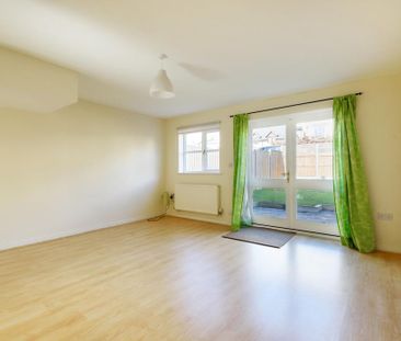 3 bedroom end of terrace house to rent - Photo 1