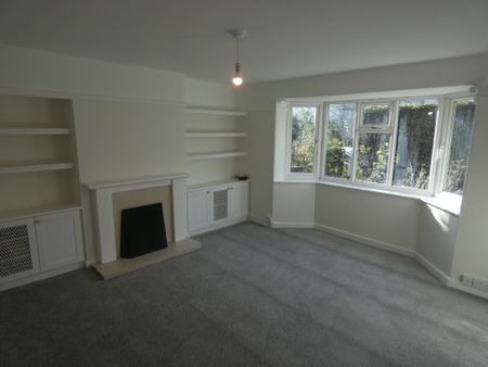 4 bed Semi-Detached - To Let - Photo 2