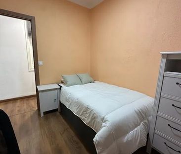 Calle de Toledo, Madrid, Community of Madrid 28005 - Photo 2