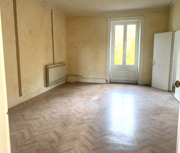 Location Appartement 4 pièces 147m² ST RAMBERT D ALBON 26140 - Photo 4