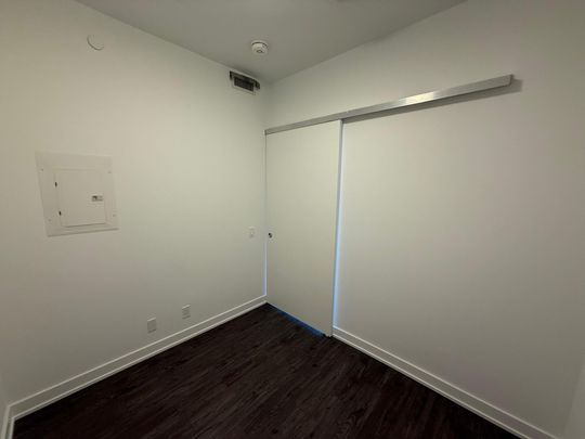 For Lease - 88 Queen Street Unit# 4715, Toronto, Ontario - Photo 1