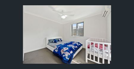 Spacious Townhouse in Great Location at Zillmere - Photo 4