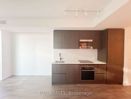 For Lease - 117 Broadway Avenue Unit# 2001, Toronto, Ontario - Photo 2
