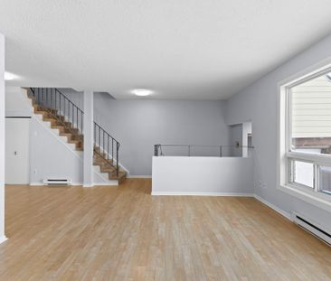 For Lease - 15B Woodvale Green N/A, South of Baseline to Knoxdale, ... - Photo 5