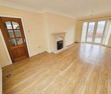 Pentrebane Road, Cardiff, CF5 - Photo 3