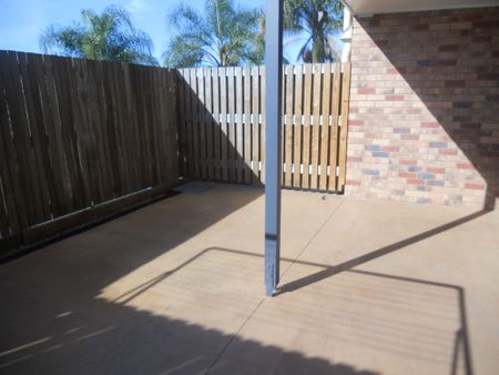 Fully Ducted Air-conditioning in Secure Complex - Photo 5