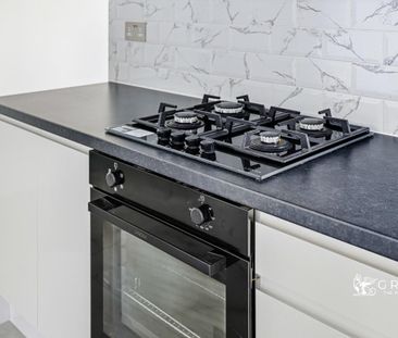 Greenacres, Fobbing, SS17 - Photo 6