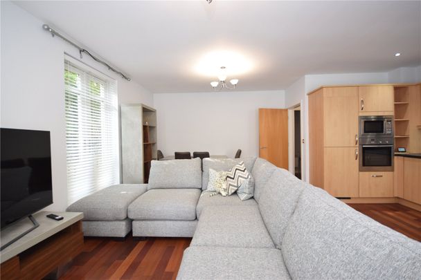 1, Sandringham House, 501 Harrogate Road, Leeds, West Yorkshire, LS17 7FH - Photo 1