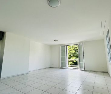 Direkt am Rhein - Grosse Maisonettewohnung mit Rheinblick und direk... - Photo 1