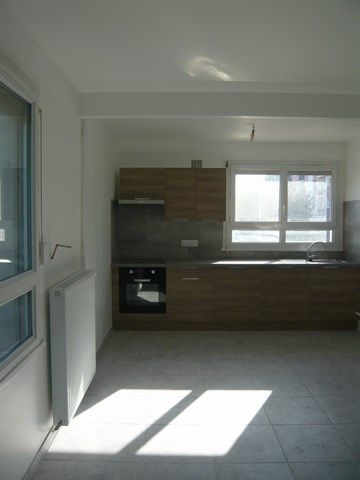 Location Appartement 2 pièces 38m² - Photo 2