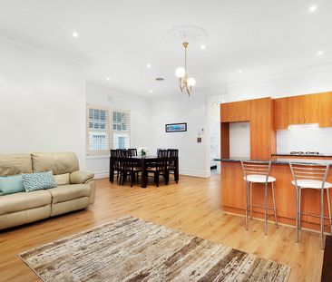 51 Sussex Street, Yarraville VIC 3013 - House For Rent | Domain - Photo 6