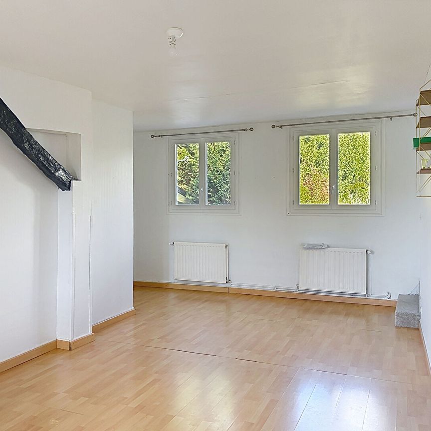 Location Appartement 3 pièces 70m² DEVILLE LES ROUEN 76250 - Photo 1