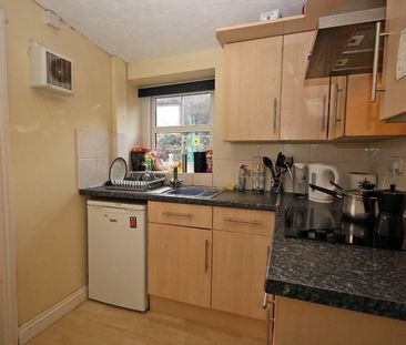 Ambrose Street, Bangor, LL57 - Photo 6