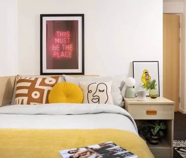 Medium Standard Double Ensuite - Photo 5