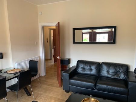1 Bed Flat, Baker Street, G41 - Photo 3