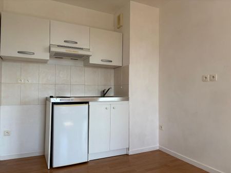 Location Appartement 2 pièce(s) de 44.95 m2 - Photo 4