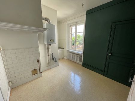 Location Appartement 4 pièces 94m² REIMS 51100 - Photo 3
