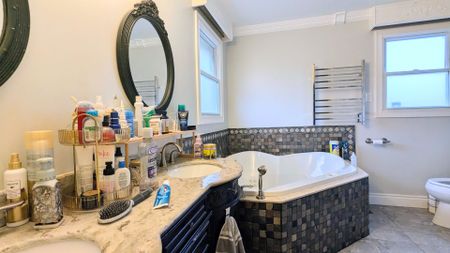 For Lease - 18 Carmichael Drive, Whitby, Ontario - Photo 2