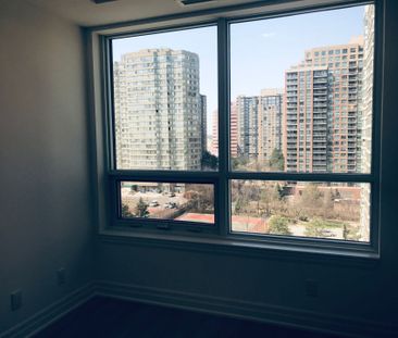For Lease - 36 Elm Drive Unit# 1010, Mississauga, Ontario - Photo 2
