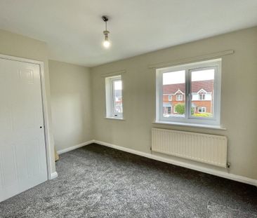 Stanley Park Court - Photo 1