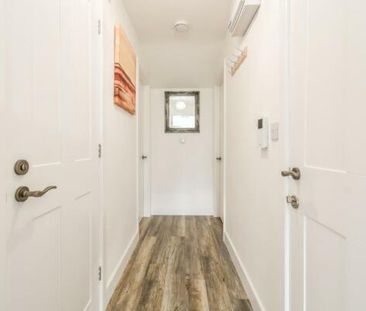 Windmill View Loft Apartment, 126 Acomb Road - Photo 3