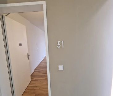 Erstbezug! Moderne 2-Zimmer-Wohnung mit riesiger Terrasse - 25 m2 O... - Photo 1