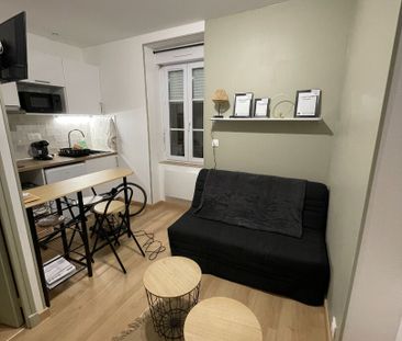 Location Appartement 1 pièce 12m² - Photo 2