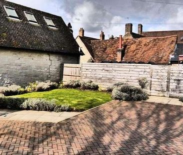 Stony Stratford - A Prime Bed Maisonette Within Gated Courtyard, MK11 - Photo 5