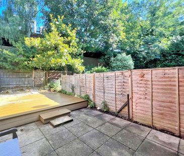 Heathside Road, Woking, Surrey, GU22 - Photo 6