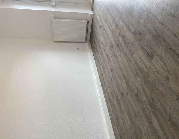 Willkommen in Ihrem neuen Zuhause mit Balkon! - Photo 1