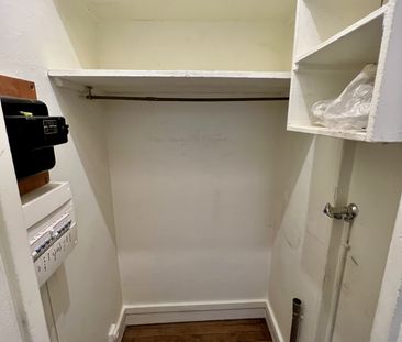 Location Appartement 1 pièce 23m² NEUILLY SUR SEINE 92200 - Photo 1